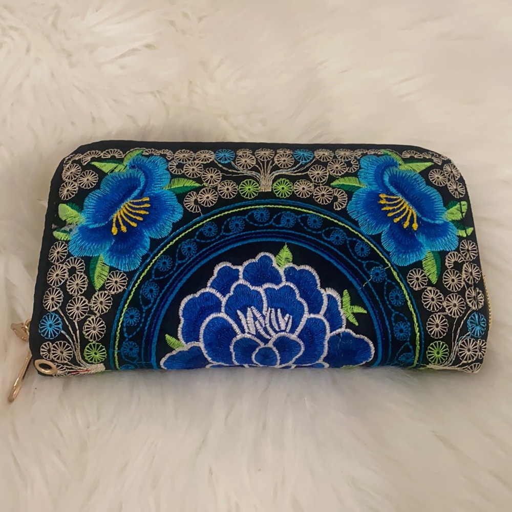 BRAND NEW traditional chinese floral wallet/clutch